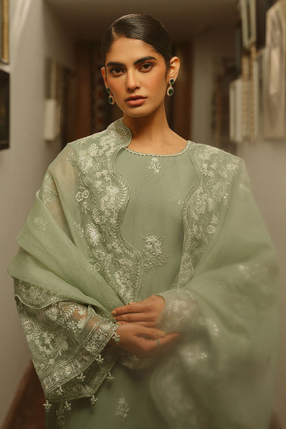 Cross Stitch | Luxe Atelier 25 | GREEN LILY L Mint Green Organza