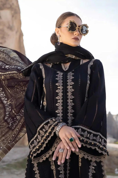 Maria B | M Prints Winter 23 | MPT-2002-B - Pakistani Designer Dress - by Maria B | Type: Luxury - 100% Original at Saira Sultan