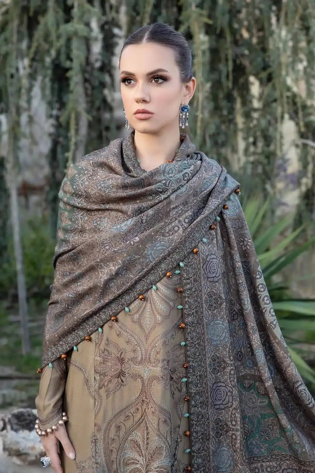 Maria B | M Prints Winter 23 | MPT-2003-A - Pakistani Designer Dress - by Maria B | Type: Luxury - 100% Original at Saira Sultan