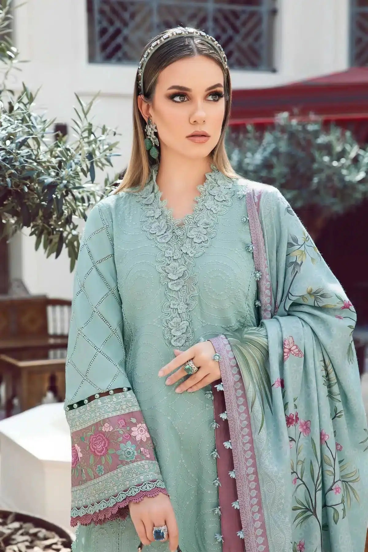 Maria B | M Prints Winter 23 | MPT-2001-A - Pakistani Designer Dress - by Maria B | Type: Luxury - 100% Original at Saira Sultan