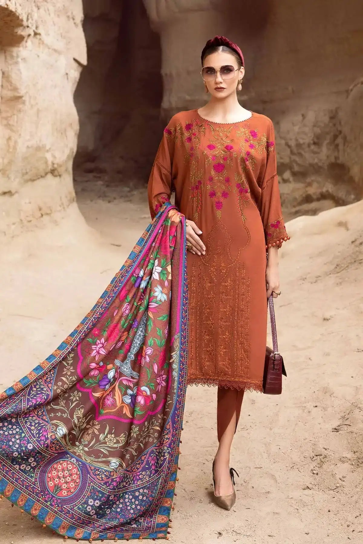 Maria B | M Prints Winter 23 | MPT-2004-A - Pakistani Designer Dress - by Maria B | Type: Luxury - 100% Original at Saira Sultan