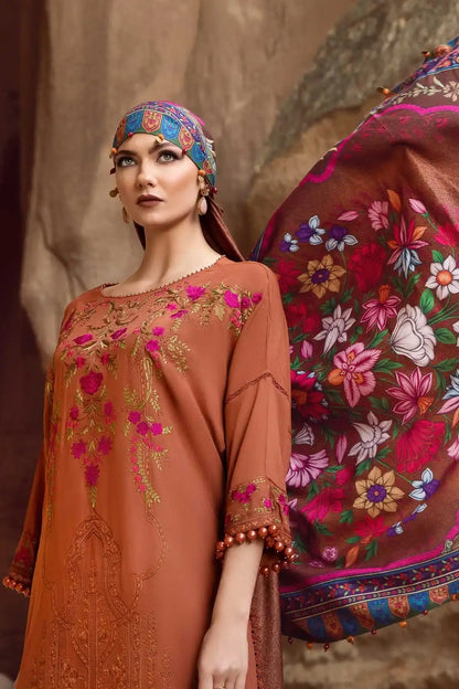 Maria B | M Prints Winter 23 | MPT-2004-A - Pakistani Designer Dress - by Maria B | Type: Luxury - 100% Original at Saira Sultan