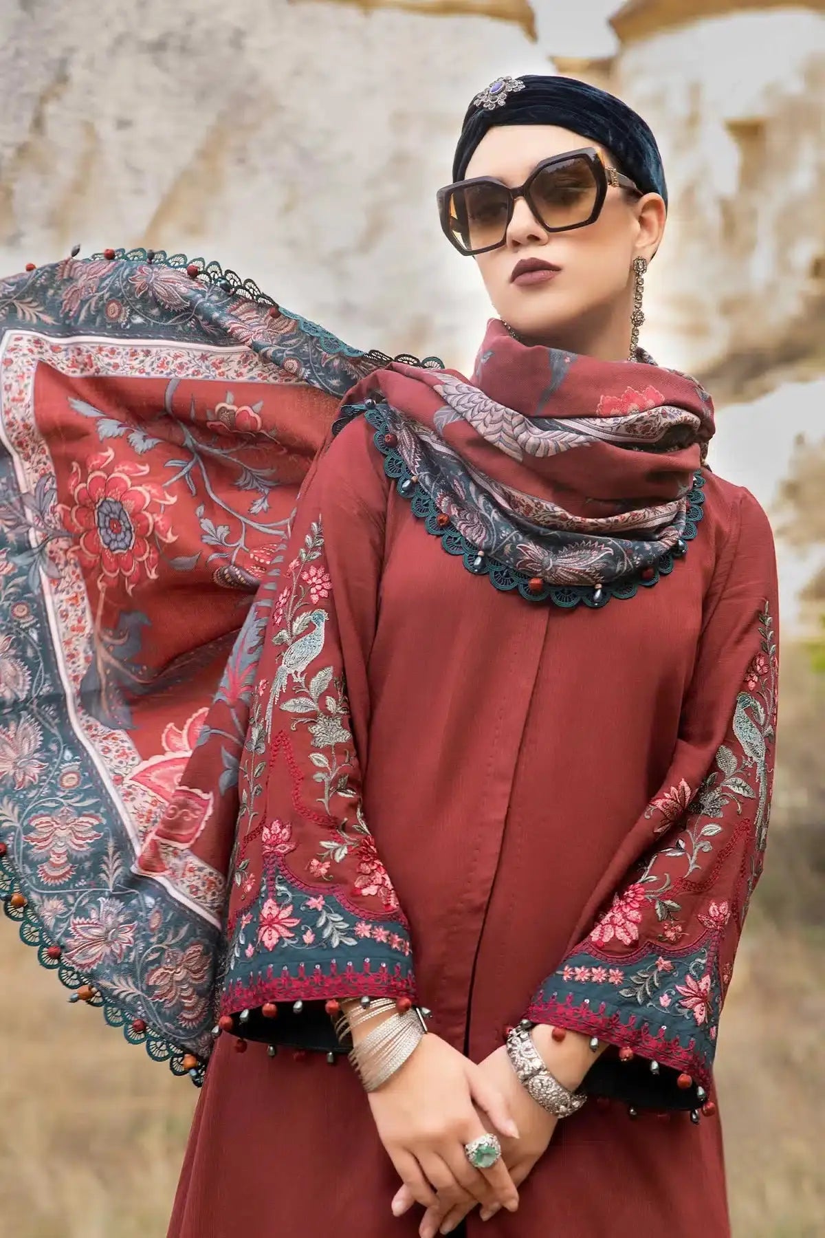 Maria B | M Prints Winter 23 | MPT-2005-A - Pakistani Designer Dress - by Maria B | Type: Luxury - 100% Original at Saira Sultan