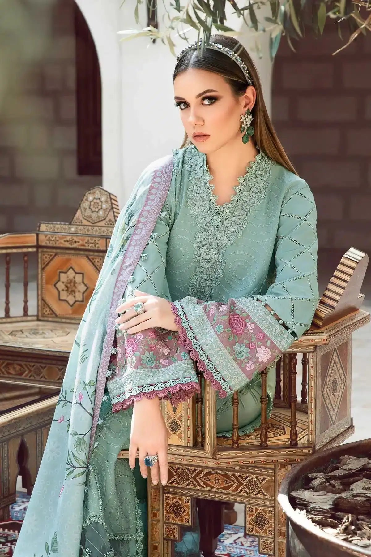 Maria B | M Prints Winter 23 | MPT-2006-A - Pakistani Designer Dress - by Maria B | Type: Luxury - 100% Original at Saira Sultan