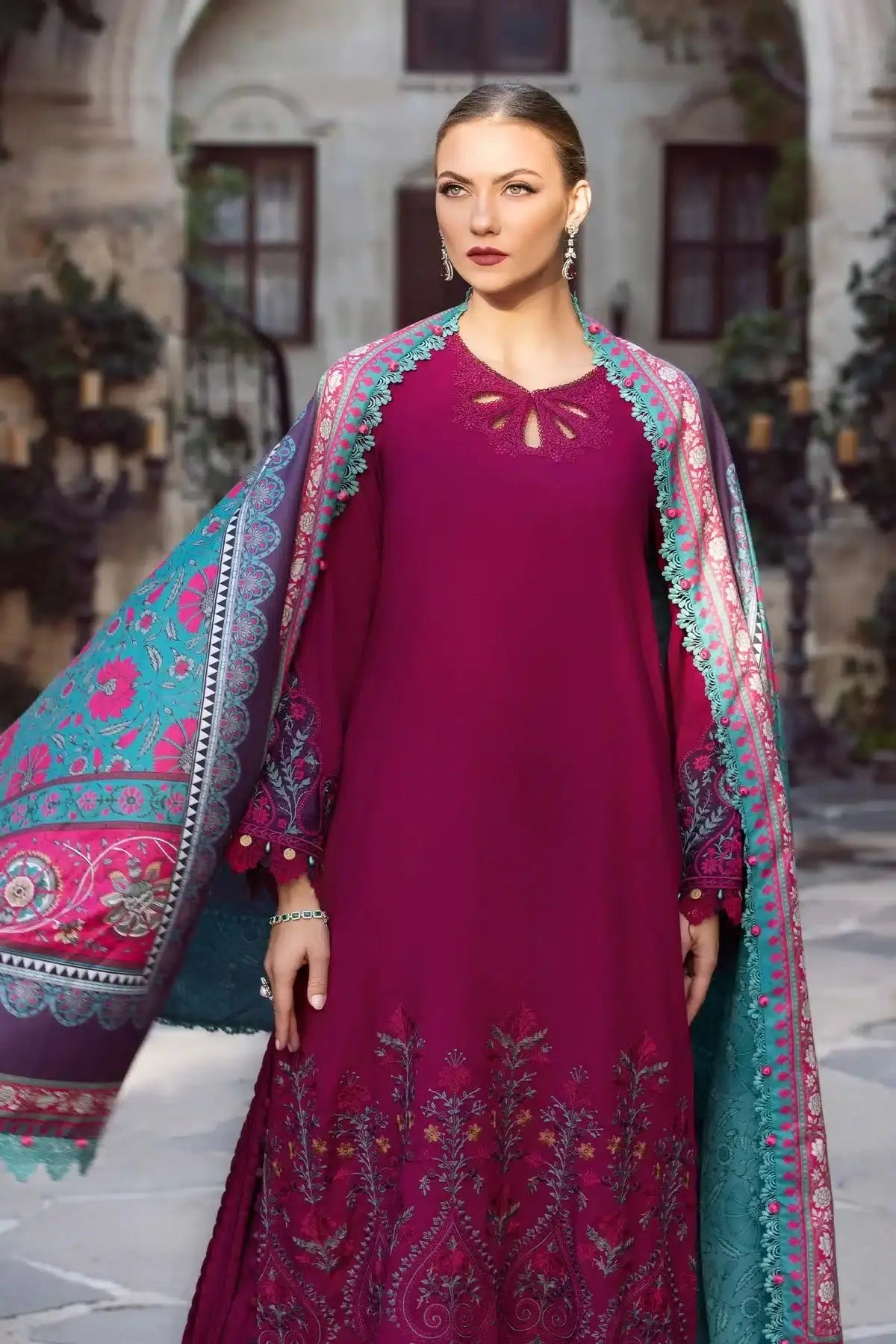 Maria B | M Prints Winter 23 | MPT-2006-B - Pakistani Designer Dress - by Maria B | Type: Luxury - 100% Original at Saira Sultan