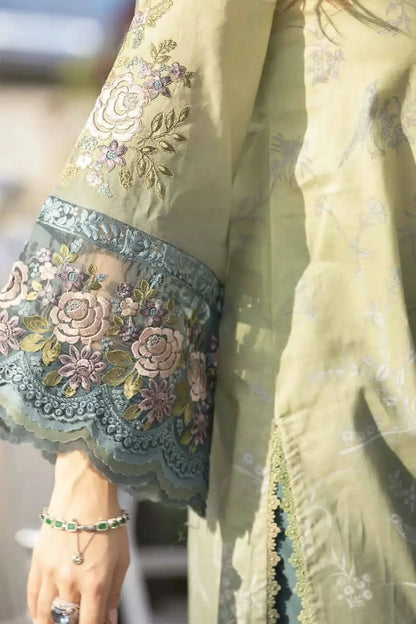 Maria B | M Prints Winter 23 | MPT-2007-A - Pakistani Designer Dress - by Maria B | Type: Luxury - 100% Original at Saira Sultan