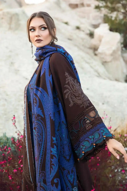 Maria B | M Prints Winter 23 | MPT-2008-B - Pakistani Designer Dress - by Maria B | Type: Luxury - 100% Original at Saira Sultan