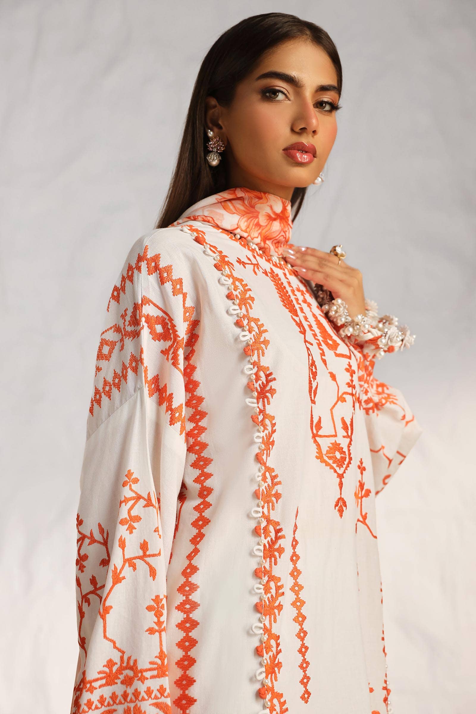 Sana Safinaz | Muzlin Summer 24 | 017B-CJ - Pakistani Designer Dress - by Sana Safinaz | Type: Luxury - 100% Original at Saira Sultan