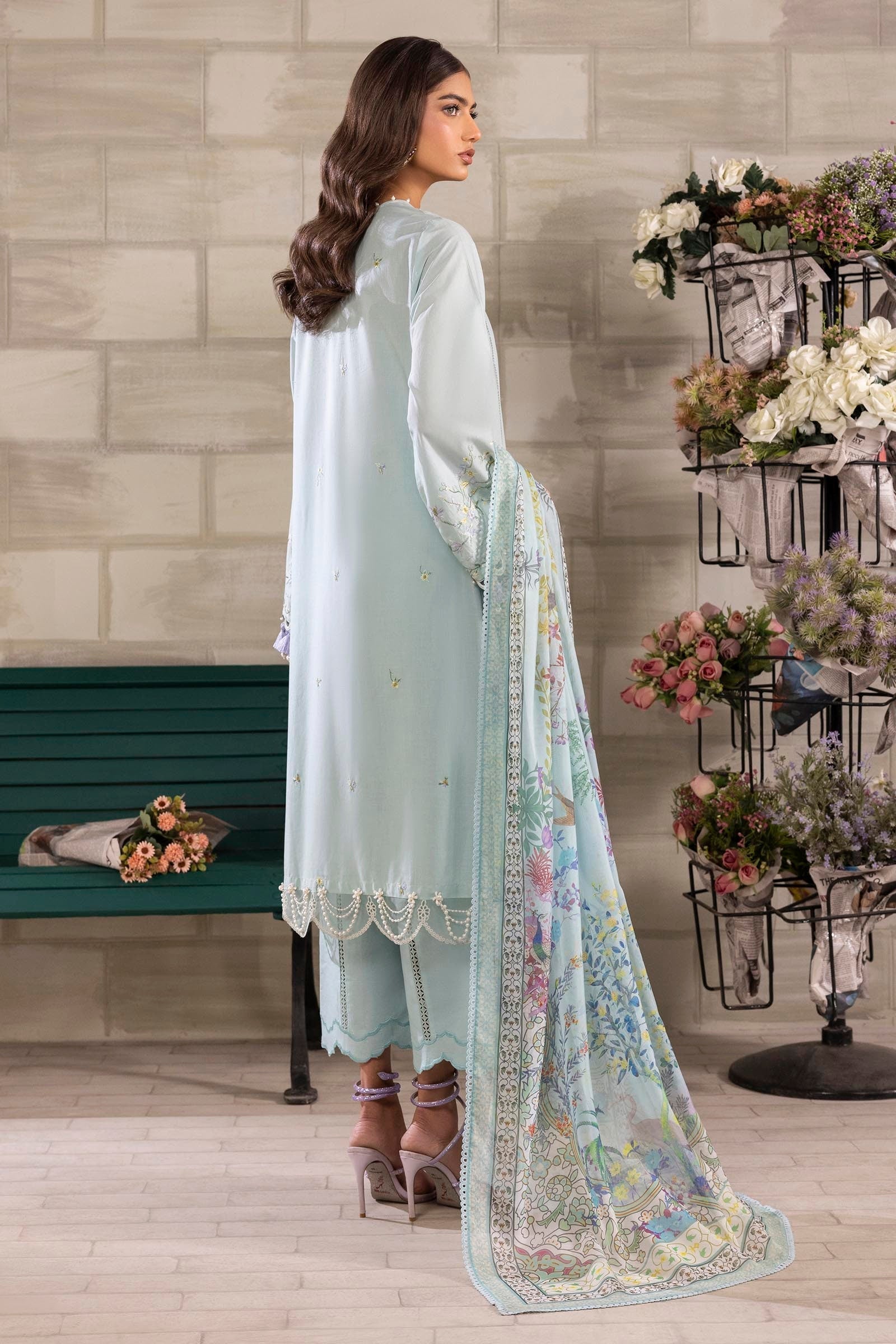 Sana Safinaz | Muzlin Spring 25 | M251-005A-3CL S Ice Blue Lawn