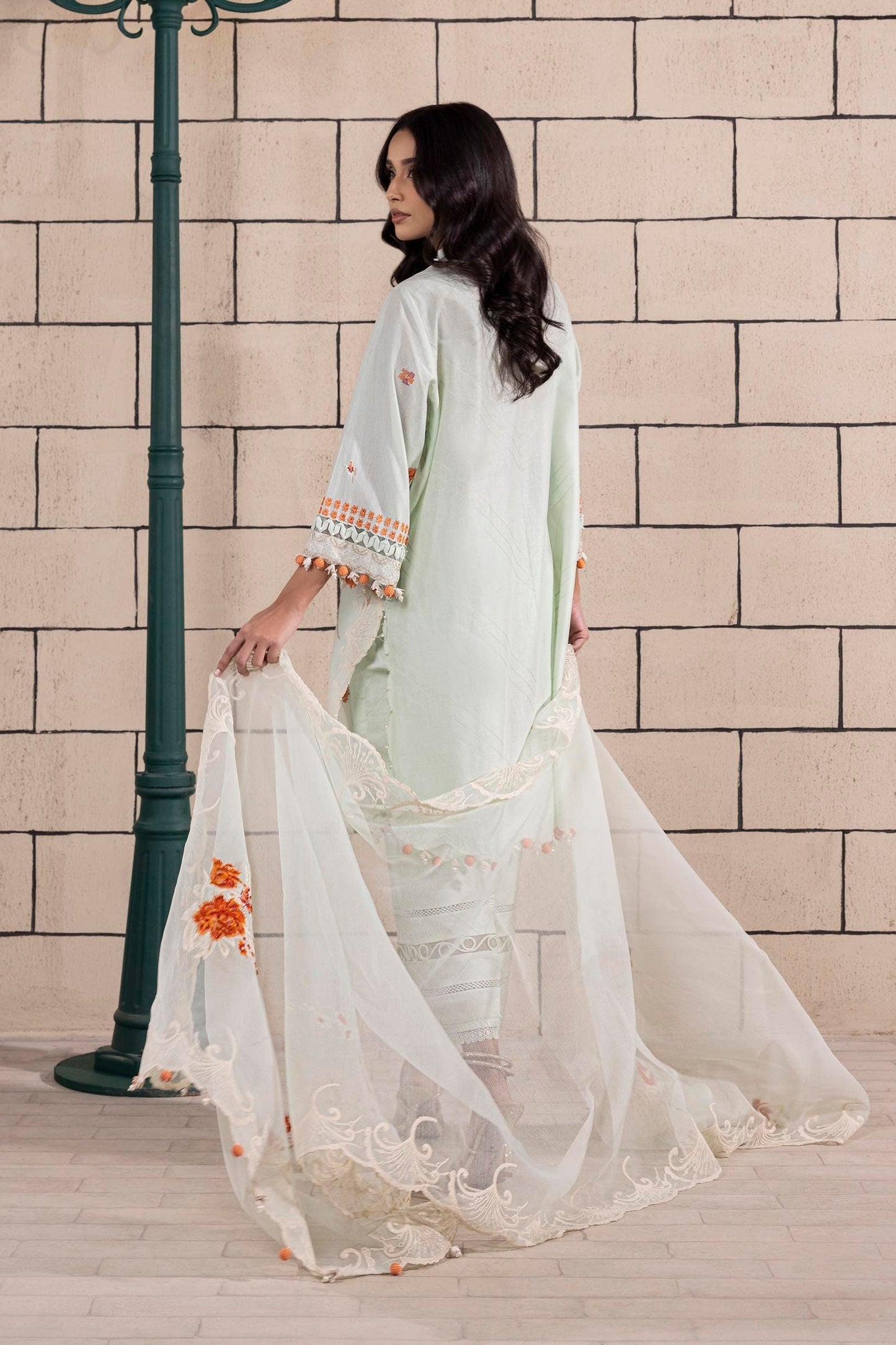 Sana Safinaz | Muzlin Spring 25 | M251-010A-3CS S Off White Lawn