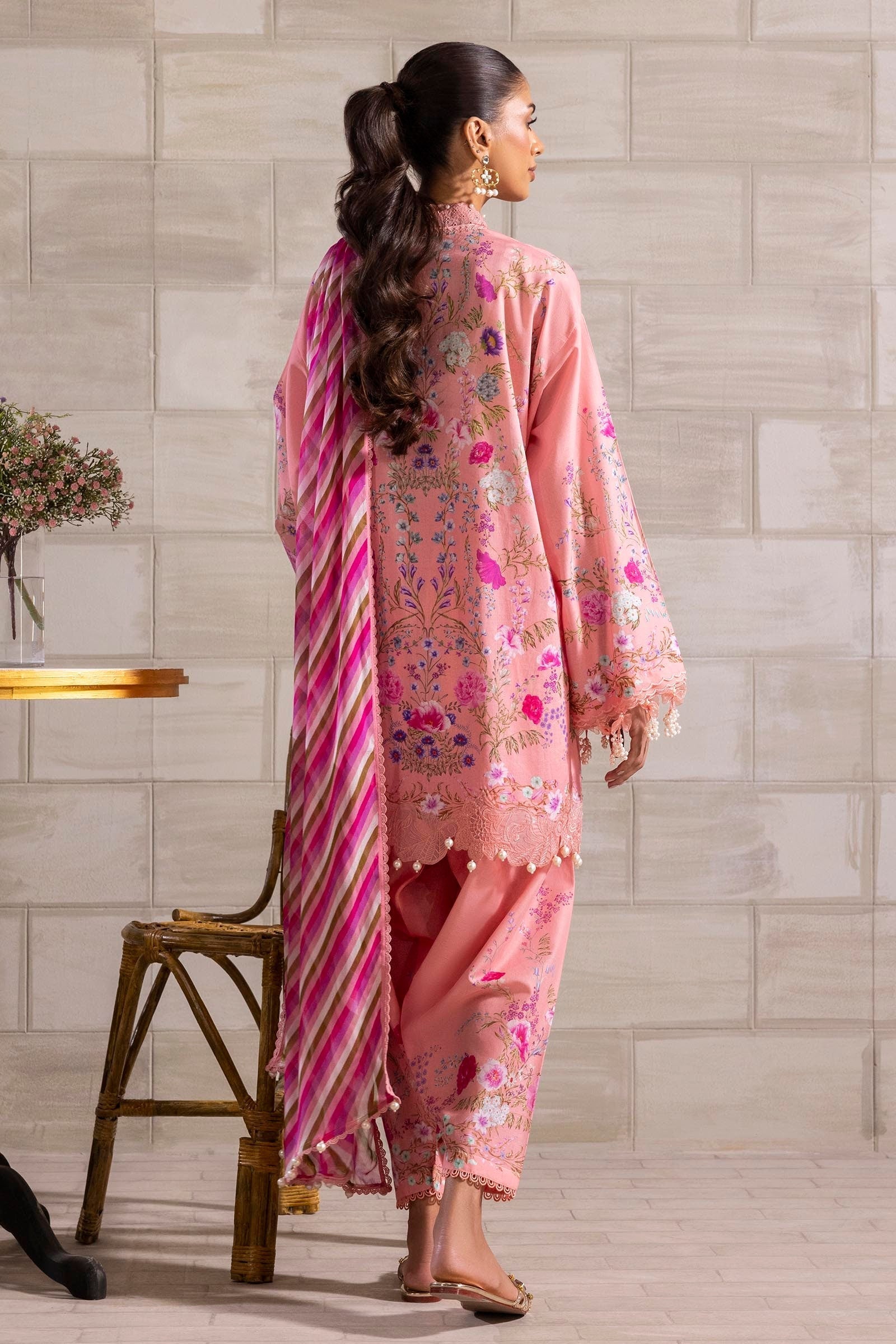 Sana Safinaz | Muzlin Spring 25 | M251-024B-3CI S Peach Pink Lawn