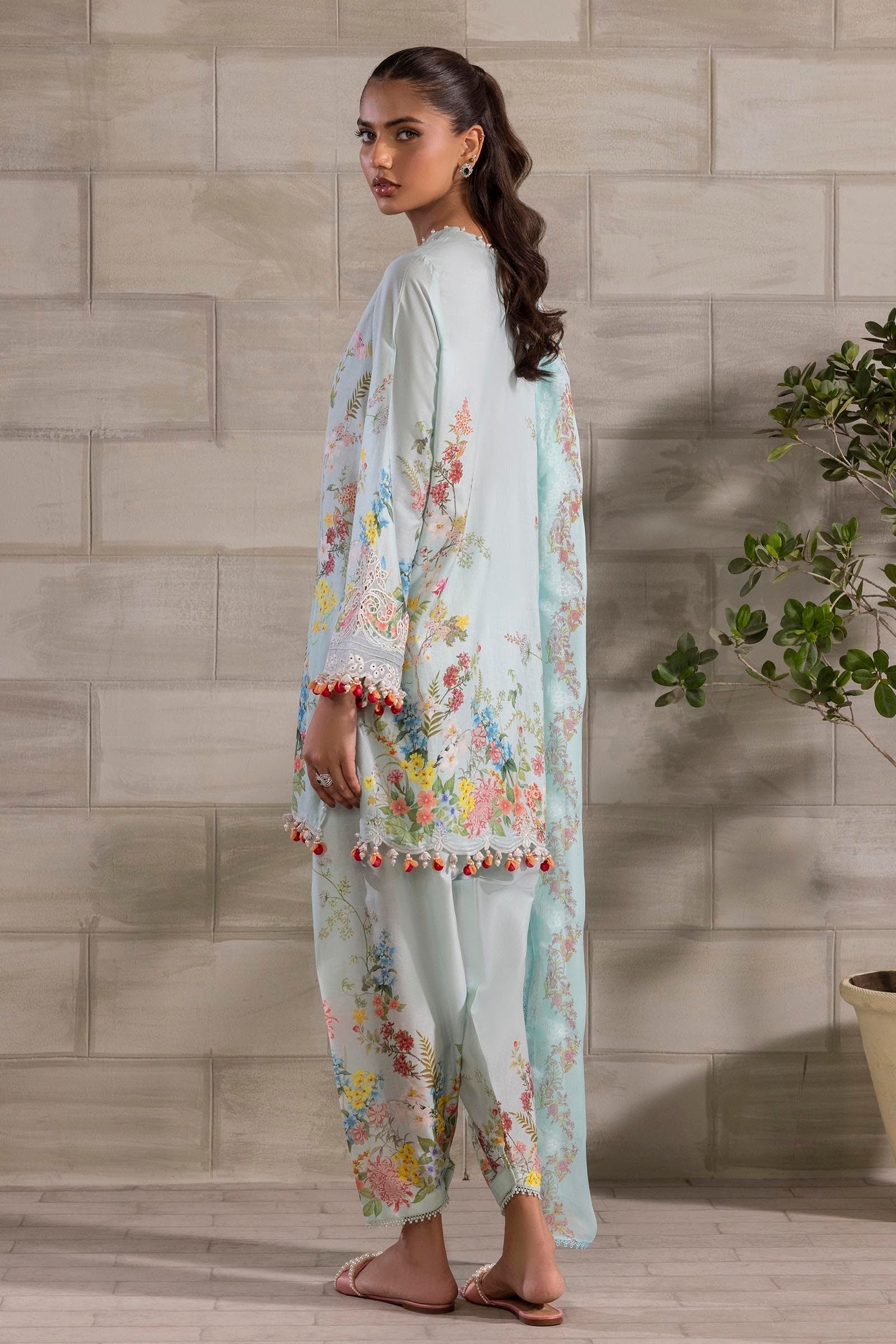 Sana Safinaz | Muzlin Spring 25 | M251-030A-3CI S Ice Blue Lawn
