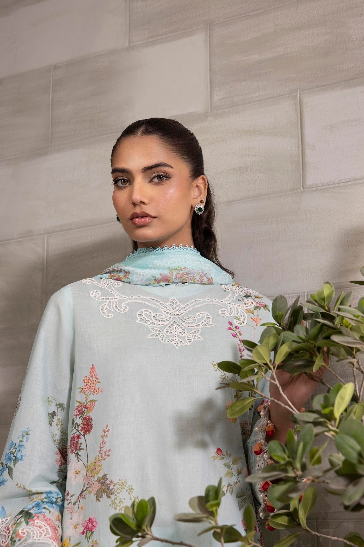 Sana Safinaz | Muzlin Spring 25 | M251-030A-3CI L Ice Blue Lawn