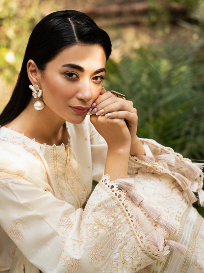Izel | Dastak Luxury Lawn | MAAHAY XL Off White Lawn