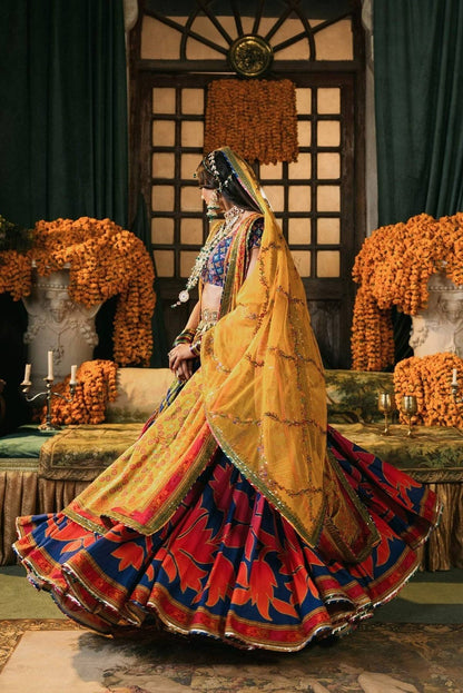 Fahad Hussayn | Lawn Banger | Machla Magar - Pakistani Designer Dress - by Fahad Hussayn | Type: Ladies Clothes - 100% Original at Saira Sultan