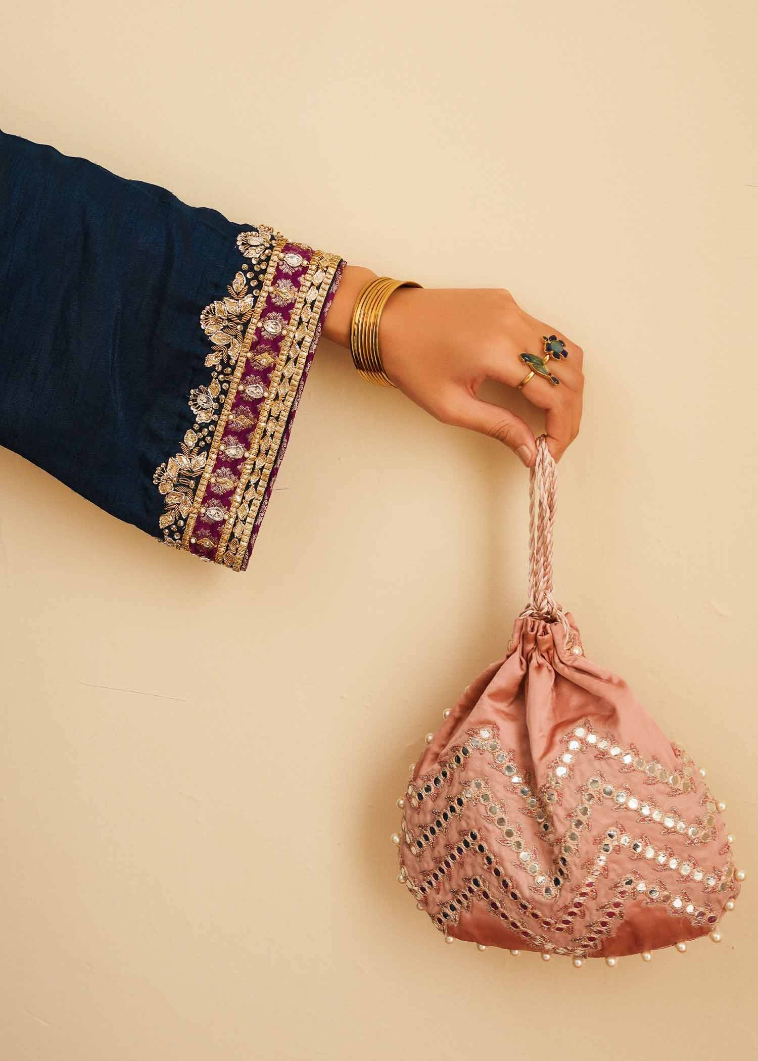 Mahgul | Eid Edit 2024 | Daria - Pakistani Designer Dress - by Mahgul | Type: Luxury - 100% Original at Saira Sultan