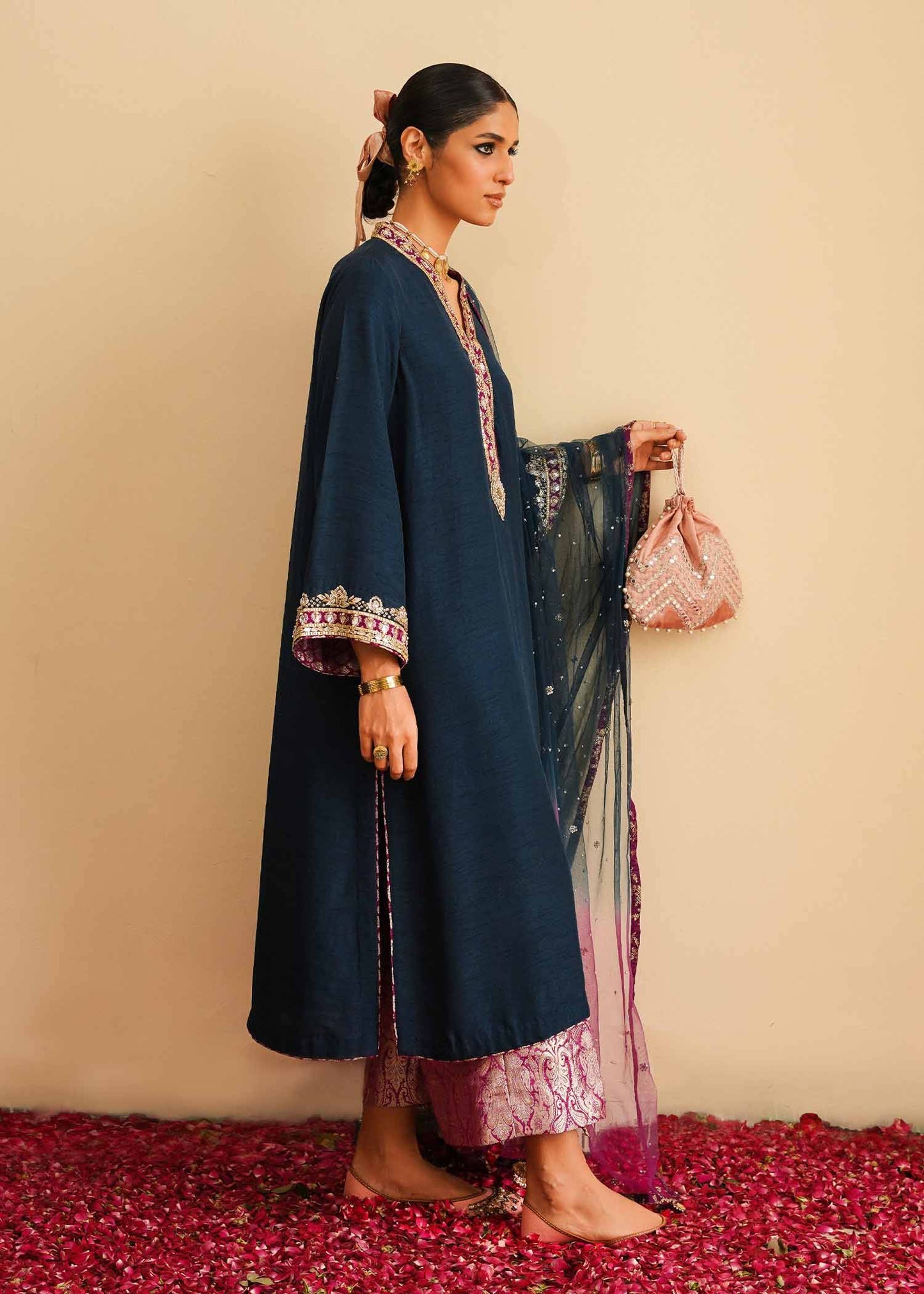Mahgul | Eid Edit 2024 | Daria - Pakistani Designer Dress - by Mahgul | Type: Luxury - 100% Original at Saira Sultan