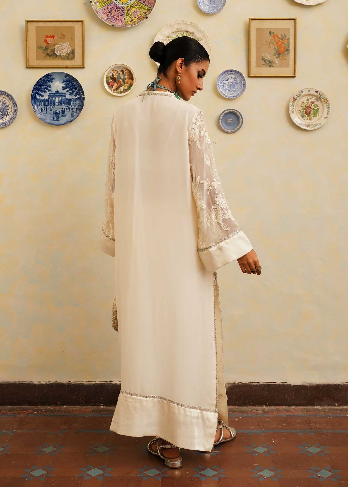 Mahgul | Eid Edit 2024 | Luxe Ivoir - Pakistani Designer Dress - by Mahgul | Type: Luxury - 100% Original at Saira Sultan