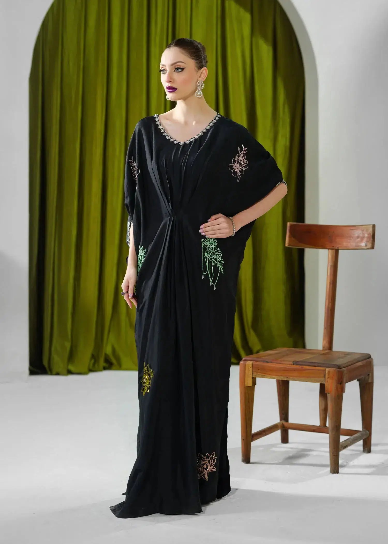 Mahum Asad | Forever and Ever Formals | Midnight - Pakistani Designer Dress - by Mahum Asad | Type: Formal - 100% Original at Saira Sultan
