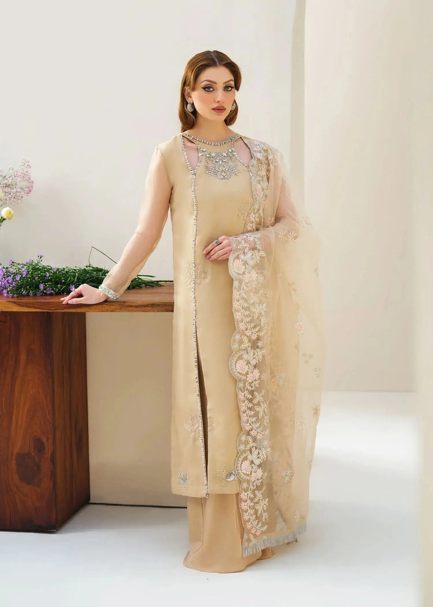 Mahum Asad | Forever and Ever Formals | Glow - Pakistani Designer Dress - by Mahum Asad | Type: Formal - 100% Original at Saira Sultan
