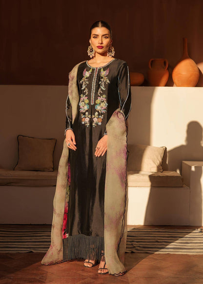 Mahum Asad | Raising The Bar | Vixen - Pakistani Designer Dress - by Mahum Asad | Type: Formal - 100% Original at Saira Sultan