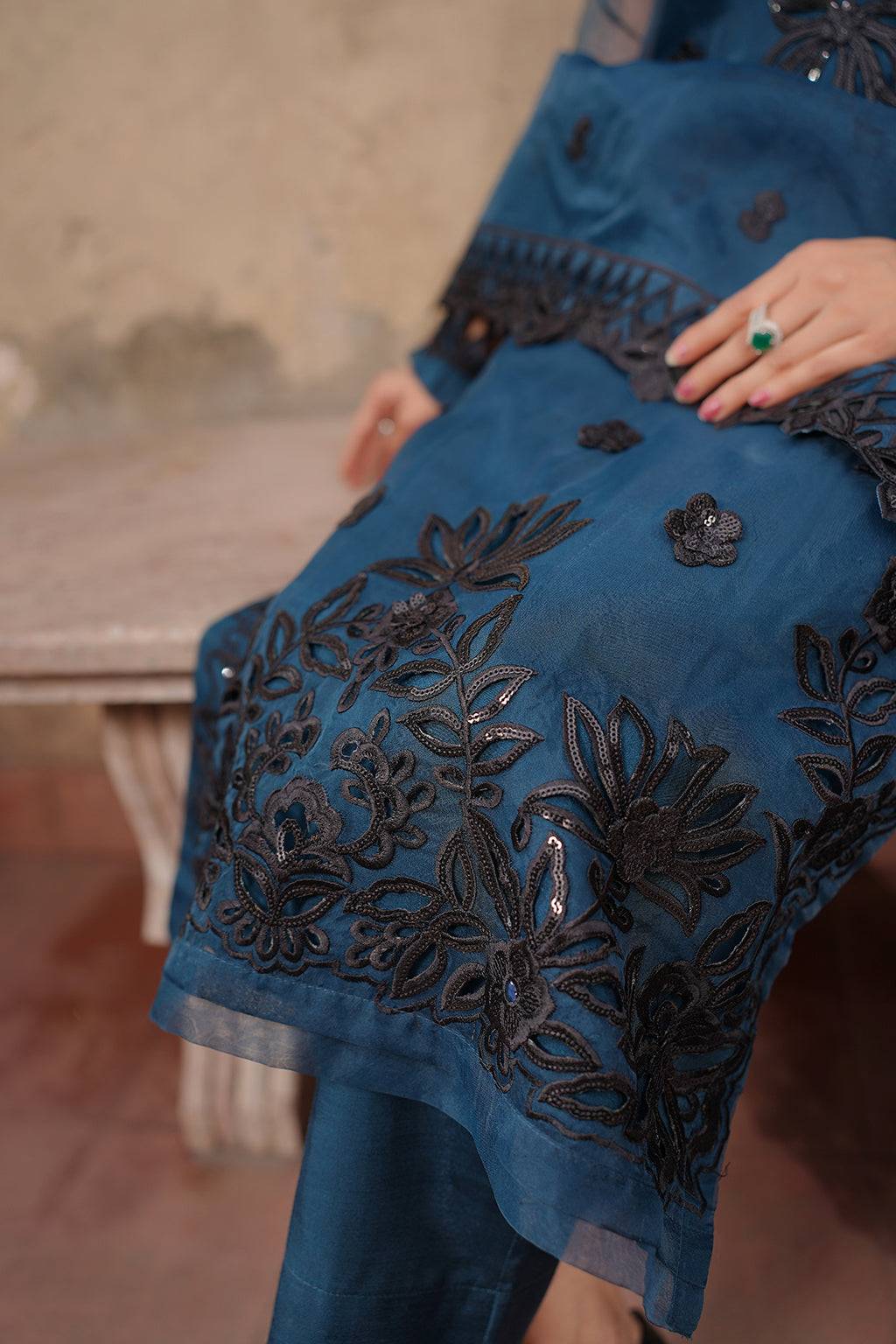 Maryams | Luxury Eid Pret | M-1102 - Pakistani Designer Dress - by Maryams | Type: Luxury - 100% Original at Saira Sultan