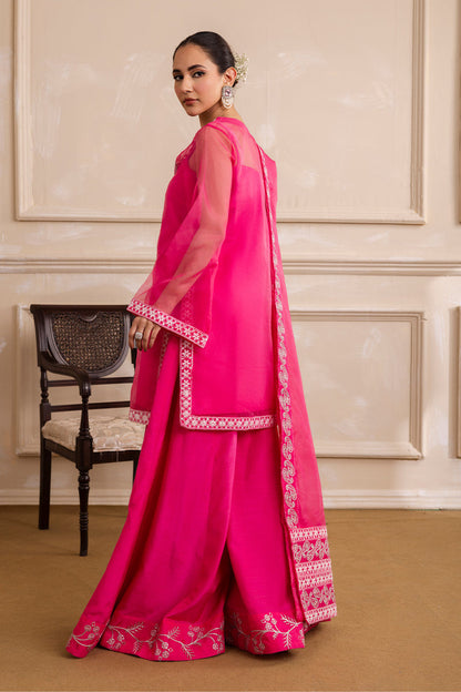 Maryum N Maria | Sia Collection 25 | ELIZA M Hot Pink Net