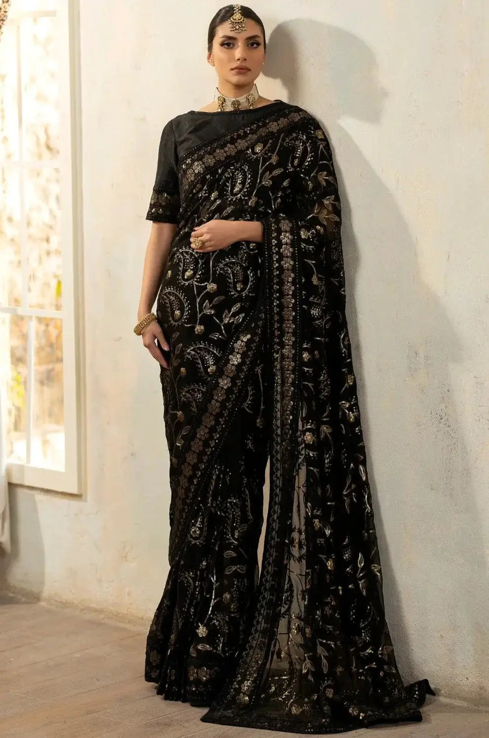 Mohagni | Janan Formals | LAILA MGL-14 - Pakistani Designer Dress - by Mohagni | Type: Formal - 100% Original at Saira Sultan