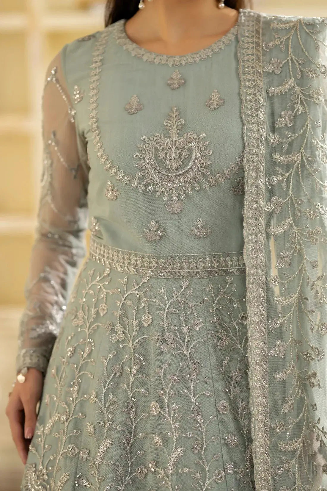 Mohagni | Janan Formals | LAIRA MGL-07 - Pakistani Designer Dress - by Mohagni | Type: Formal - 100% Original at Saira Sultan