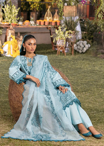 Mohagni | Muntazir Luxury Lawn 24 | CM-10 - Pakistani Designer Dress - by Mohagni | Type: Luxury - 100% Original at Saira Sultan
