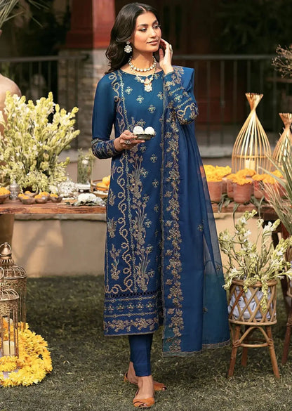 Mohagni | Muntazir Luxury Lawn 24 | CM-06 - Pakistani Designer Dress - by Mohagni | Type: Luxury - 100% Original at Saira Sultan