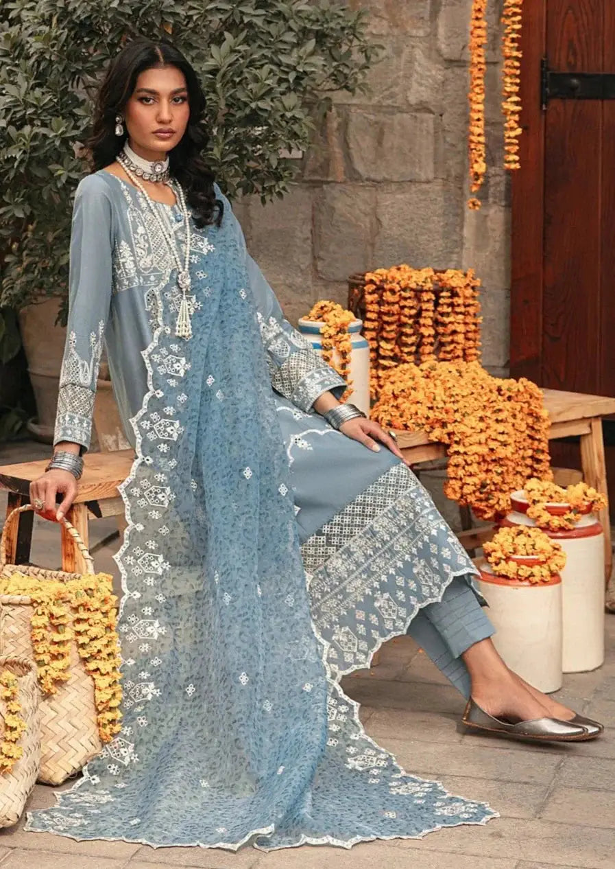 Mohagni | Muntazir Luxury Lawn 24 | CM-07 - Pakistani Designer Dress - by Mohagni | Type: Luxury - 100% Original at Saira Sultan