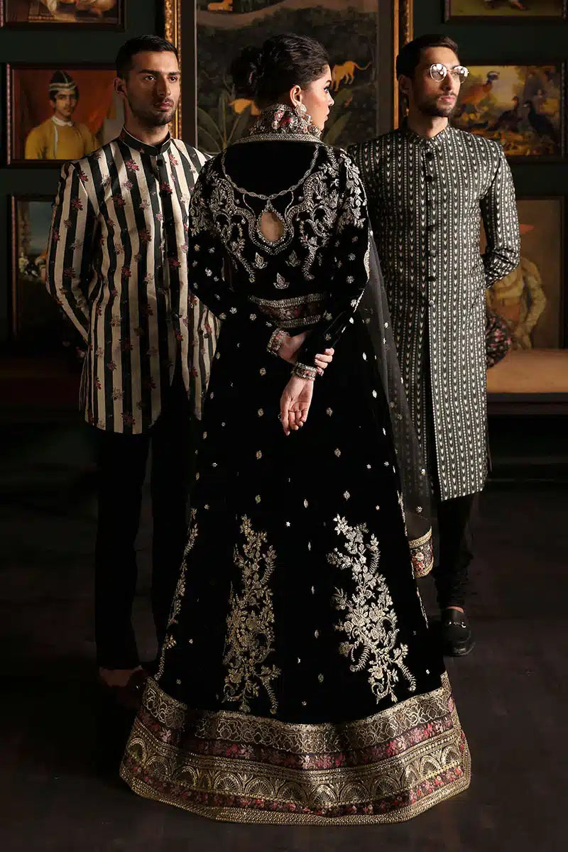 Mushq | Niloufer Velvet Edit 23 | Pari - Pakistani Designer Dress - by Mushq | Type: Bridal - 100% Original at Saira Sultan
