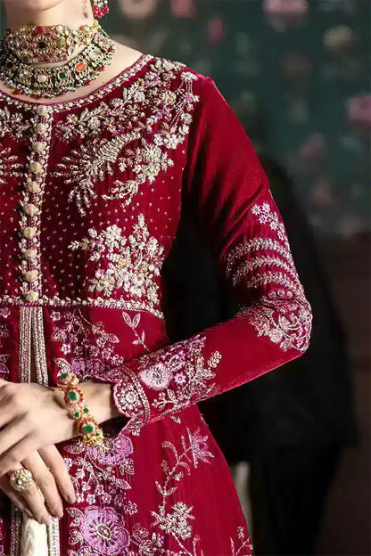 Mushq | Niloufer Velvet Edit 23 | Roxana - Pakistani Designer Dress - by Mushq | Type: Bridal - 100% Original at Saira Sultan