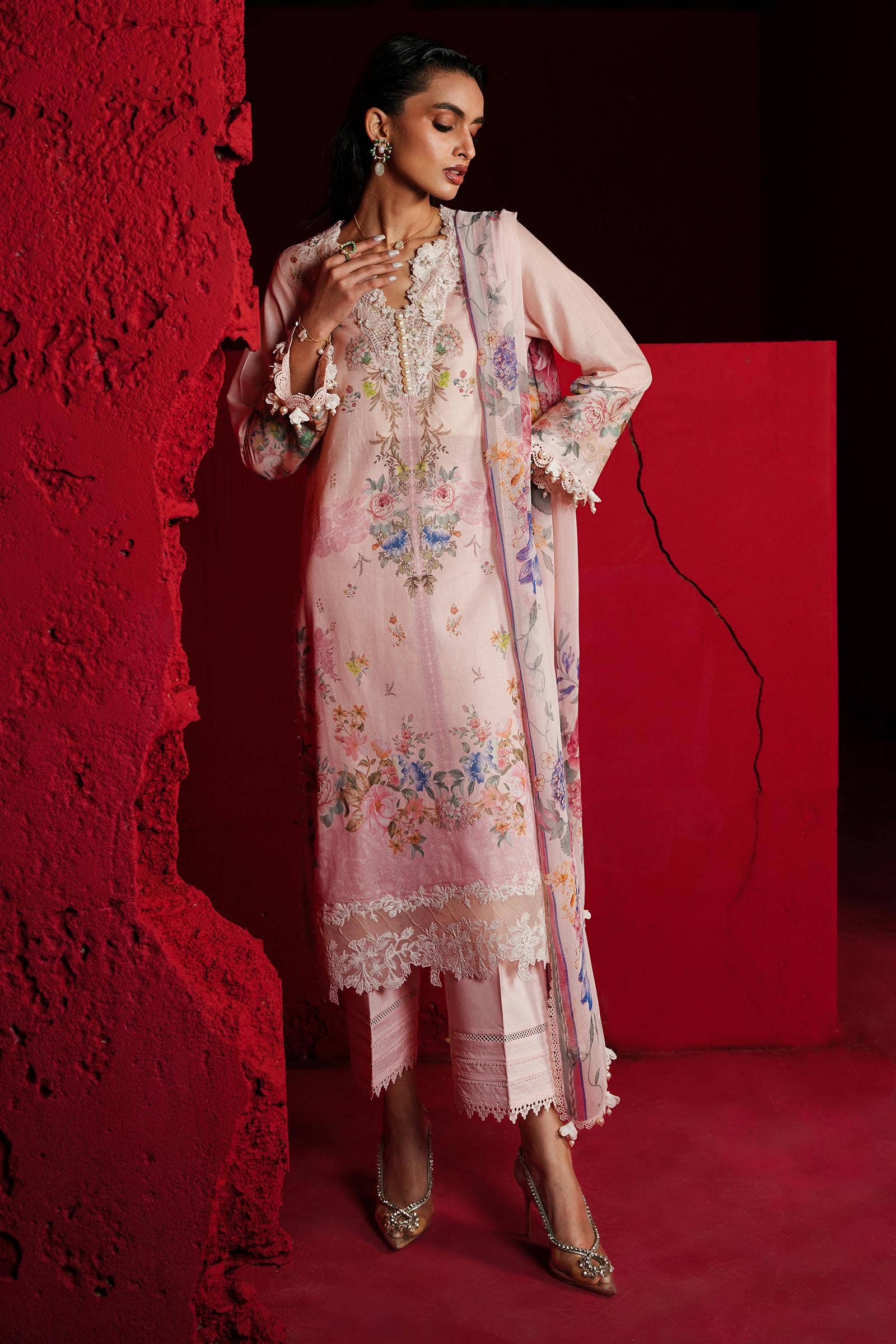 Sana Safinaz | Muzlin Spring 24 | M241-013A-CI - Pakistani Designer Dress - by Sana Safinaz | Type: Luxury - 100% Original at Saira Sultan