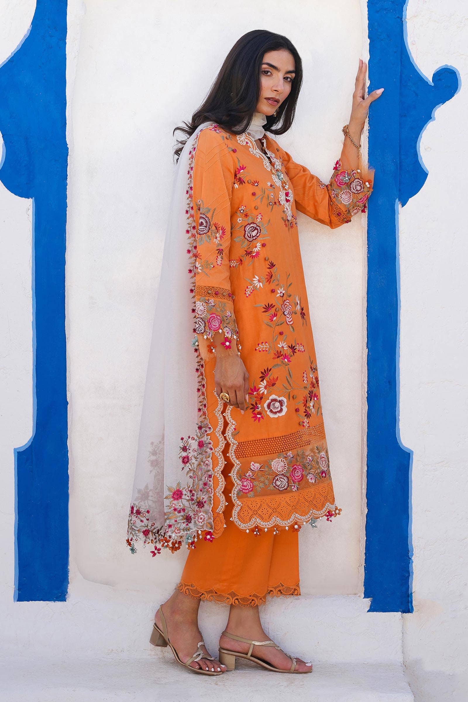 Sana Safinaz | Muzlin Spring 24 | M241-002B-CX - Pakistani Designer Dress - by Sana Safinaz | Type: Luxury - 100% Original at Saira Sultan