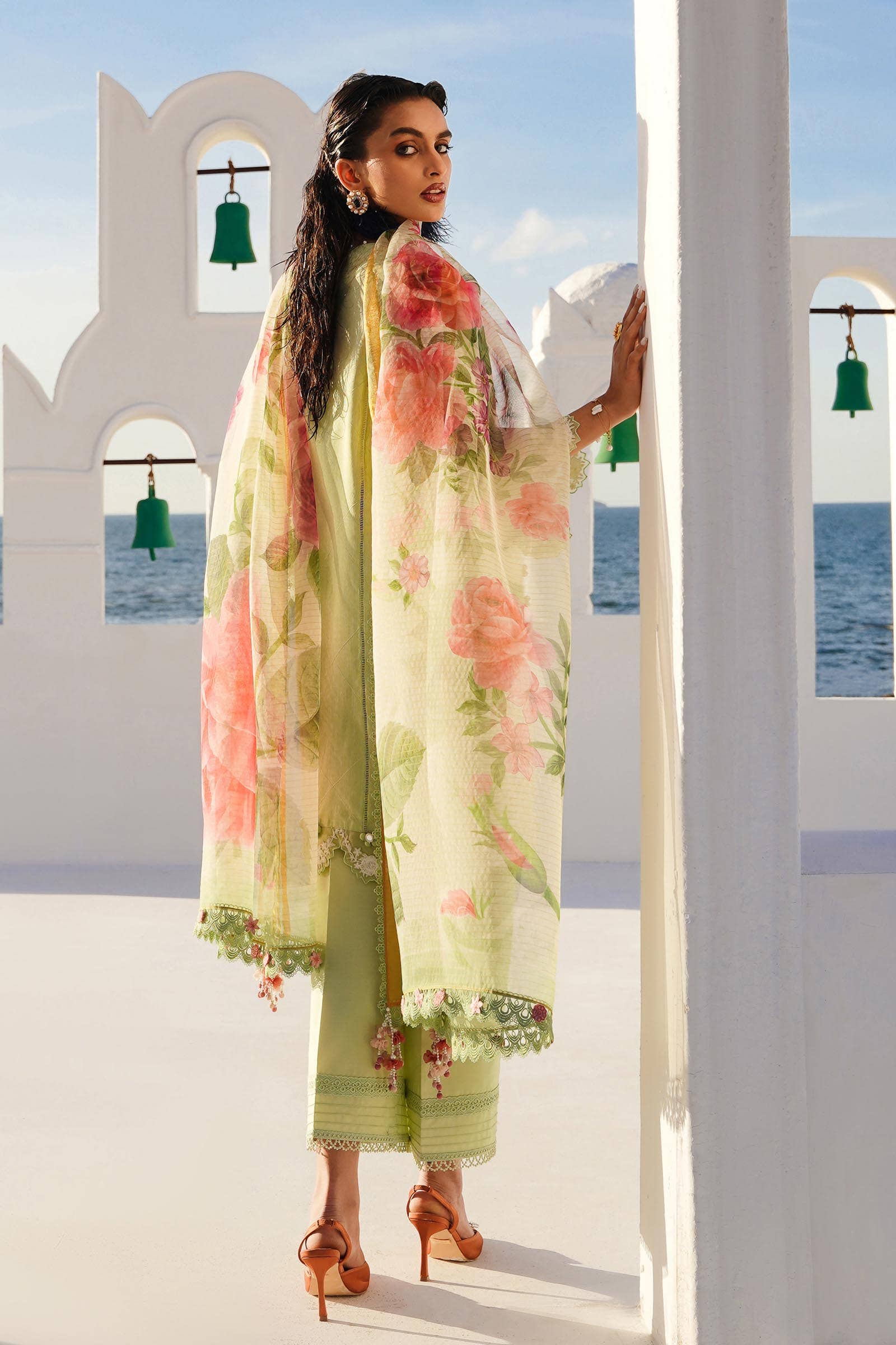 Sana Safinaz | Muzlin Spring 24 | M241-016B-CL - Pakistani Designer Dress - by Sana Safinaz | Type: Luxury - 100% Original at Saira Sultan