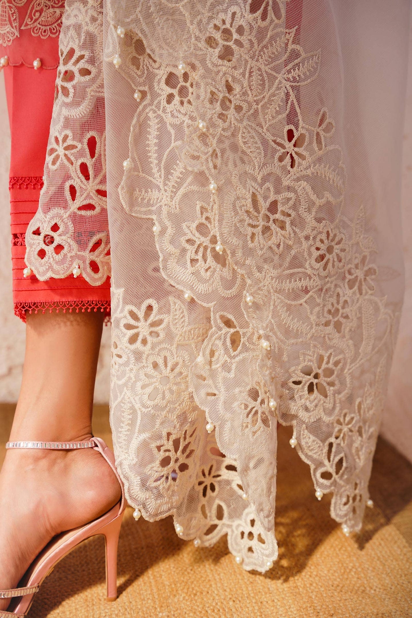 Sana Safinaz | Muzlin Spring 24 | M241-017A-CW - Pakistani Designer Dress - by Sana Safinaz | Type: Luxury - 100% Original at Saira Sultan