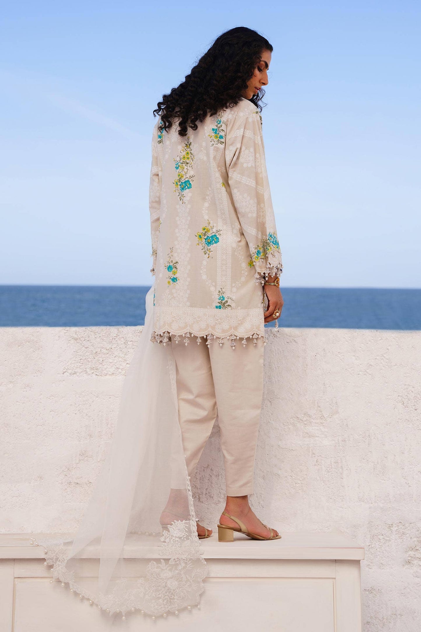 Sana Safinaz | Muzlin Spring 24 | M241-020A-CW - Pakistani Designer Dress - by Sana Safinaz | Type: Luxury - 100% Original at Saira Sultan