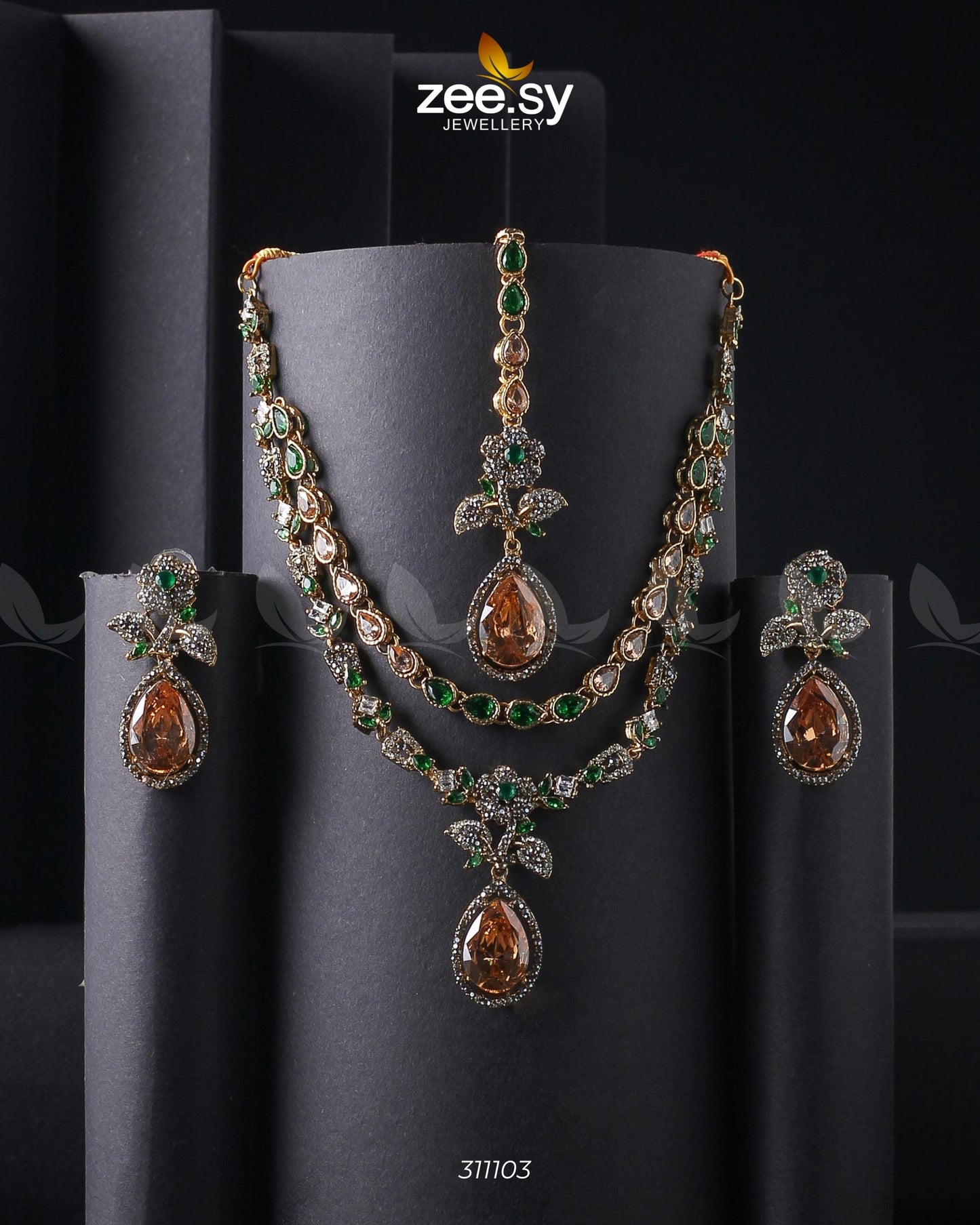 Amelia Necklace Set Champagne & Green