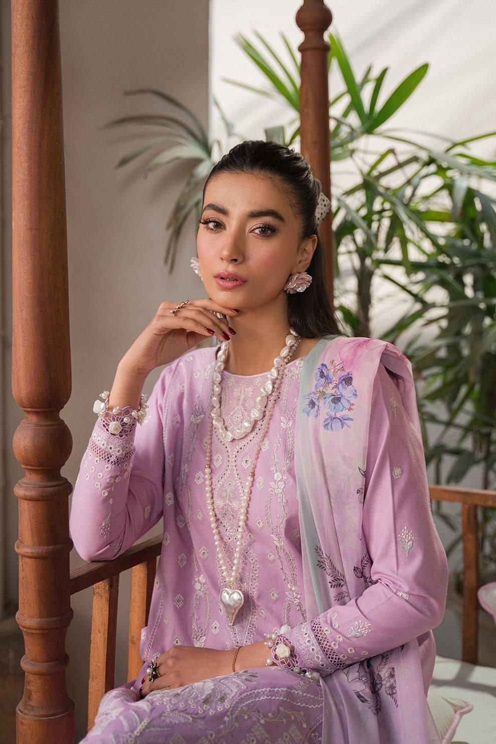 Neeshay | Symphony Luxury Lawn 24 | Serenade - Pakistani Designer Dress - by Neeshay | Type: Luxury - 100% Original at Saira Sultan