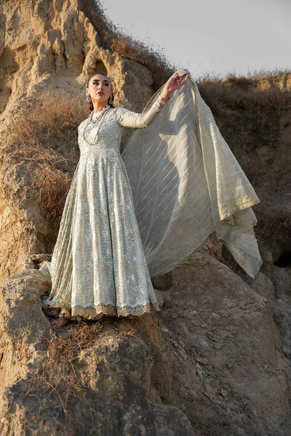 Nilofer Shahid | Verve Summer 24 | Mavi  Verve SS 24 - Pakistani Designer Dress - by Nilofer Shahid | Type: Formal - 100% Original at Saira Sultan