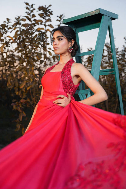 Nilofer Shahid | Verve Summer 24 | Radiant Rebel (Saree) - Pakistani Designer Dress - by Nilofer Shahid | Type: Formal - 100% Original at Saira Sultan