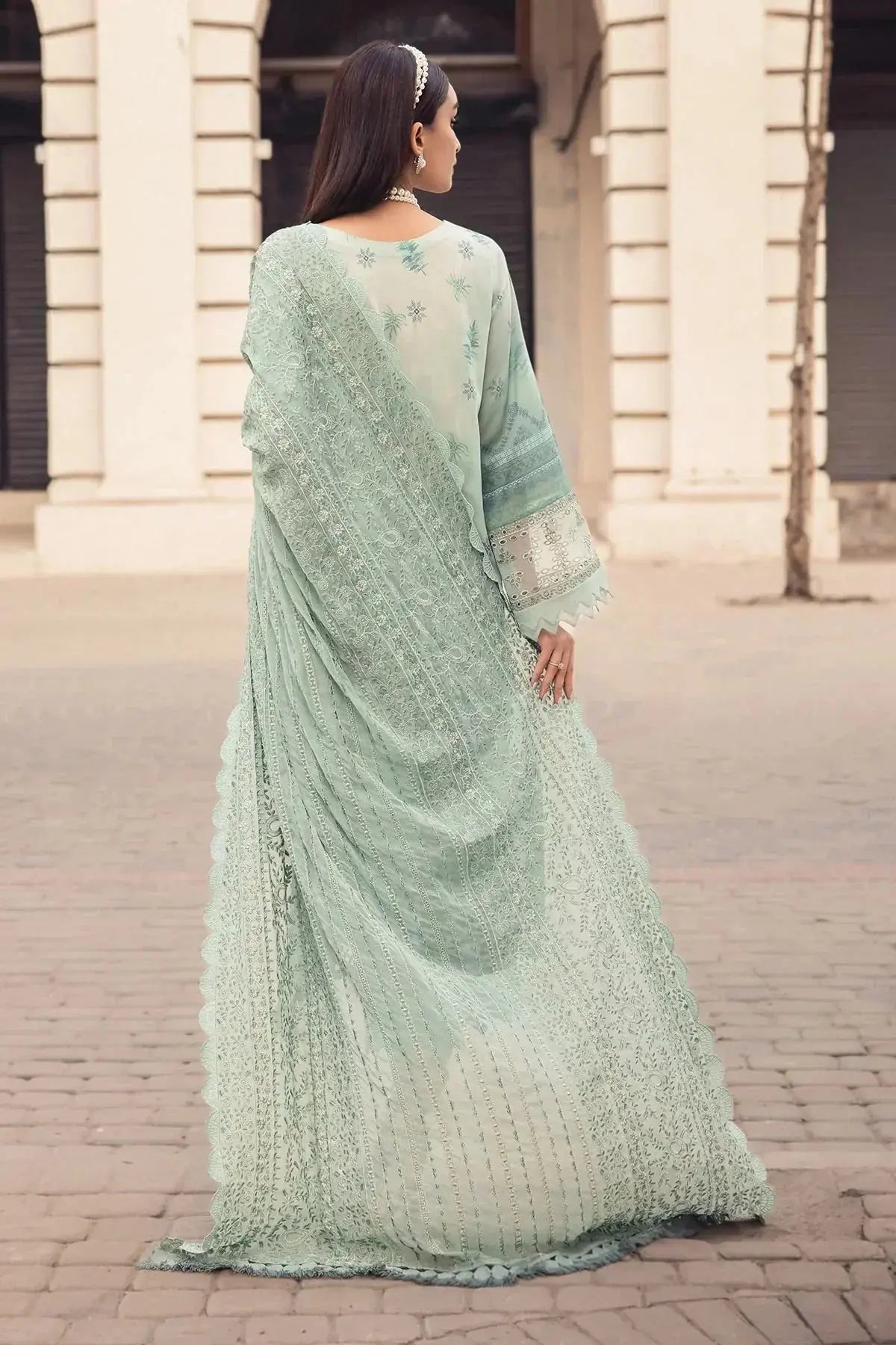Nureh | Swiss Prints | NS-118 - Pakistani Designer Dress - by Nureh | Type: Luxury - 100% Original at Saira Sultan