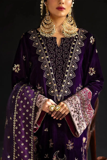 Nureh | Maya Velvet 23 | Rumeli - Pakistani Designer Dress - by Nureh | Type: Formal - 100% Original at Saira Sultan