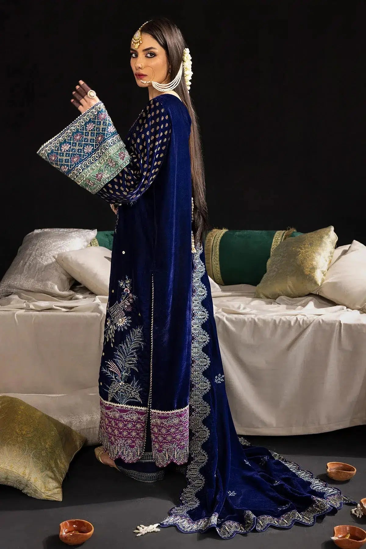 Nureh | Maya Velvet 23 | Nooreza - Pakistani Designer Dress - by Nureh | Type: Formal - 100% Original at Saira Sultan