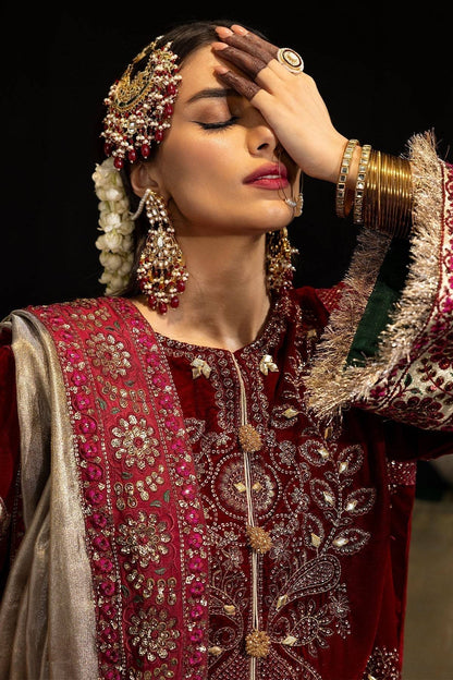 Nureh | Maya Velvet 23 | Zahara - Pakistani Designer Dress - by Nureh | Type: Formal - 100% Original at Saira Sultan