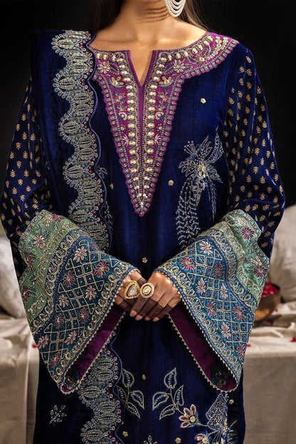 Nureh | Maya Velvet 23 | Nooreza - Pakistani Designer Dress - by Nureh | Type: Formal - 100% Original at Saira Sultan