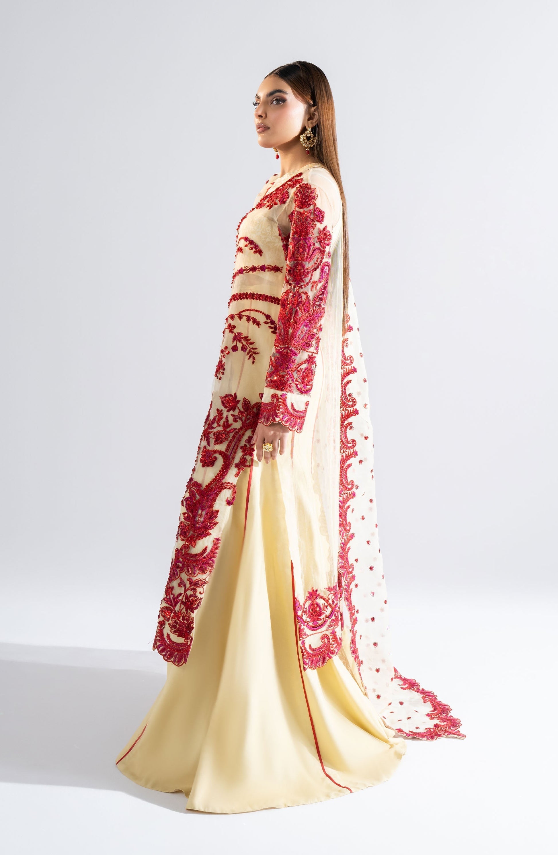 Maryum N Maria | Riwayat Wedding Formals | ONISHA - MW24-557 - Pakistani Designer Dress - by Maryum N Maria | Type: Ladies Clothes - 100% Original at Saira Sultan
