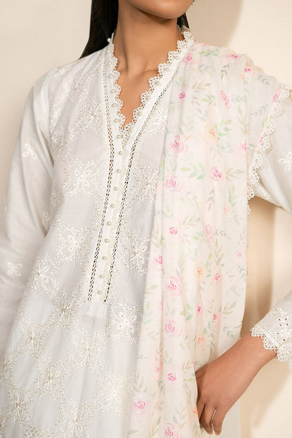 Cross Stitch | Mahiri Lawn 25 | IVORY GLINT M White Lawn